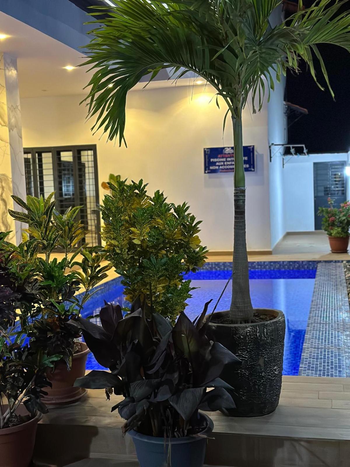 Villa Hawa, Decor Unique & Piscine Сомон Экстерьер фото